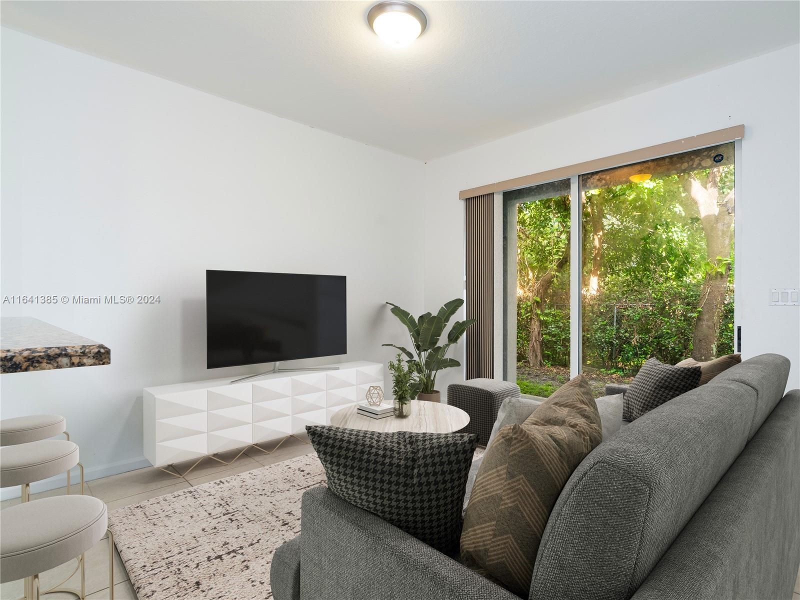 MAJORCA ISLES II CONDO - Residential