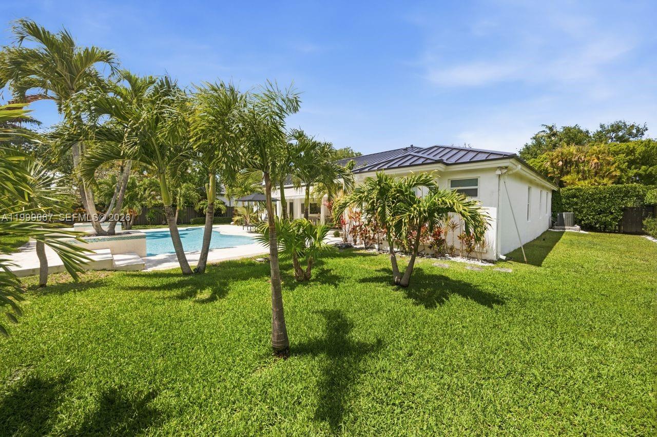 OAK RIDGE FALLS - Residential