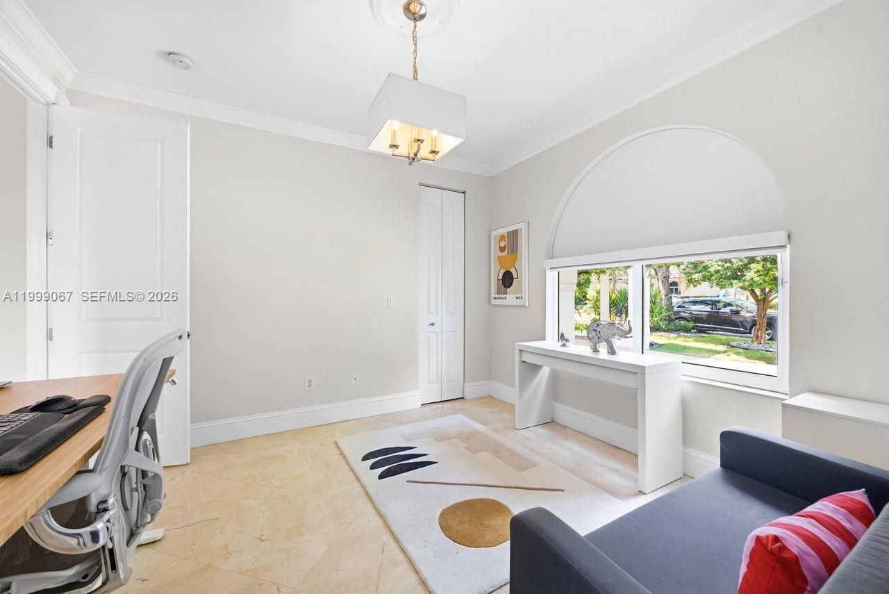 OAK RIDGE FALLS - Residential