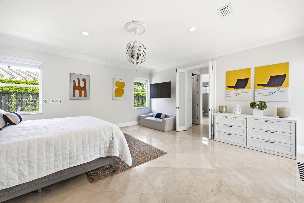 OAK RIDGE FALLS - Residential