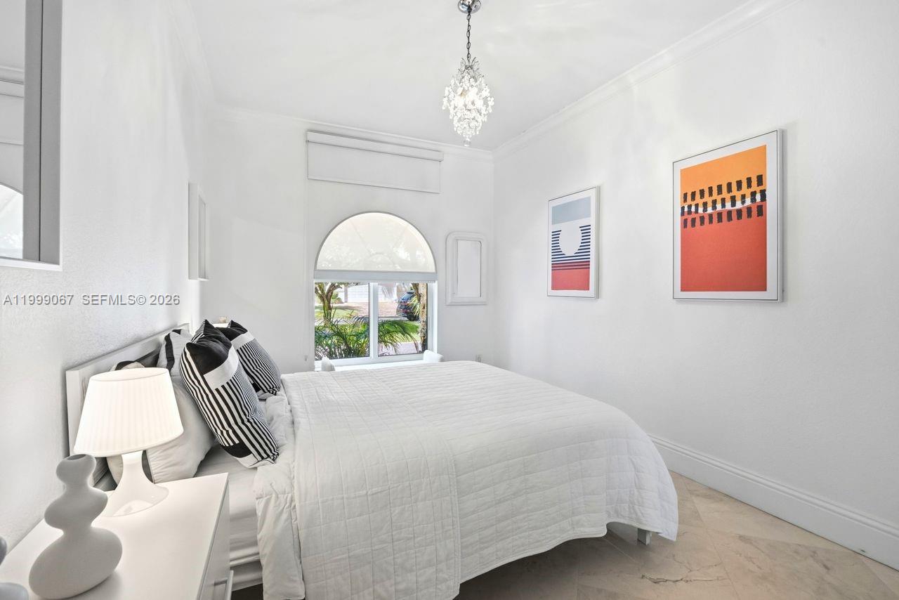 OAK RIDGE FALLS - Residential