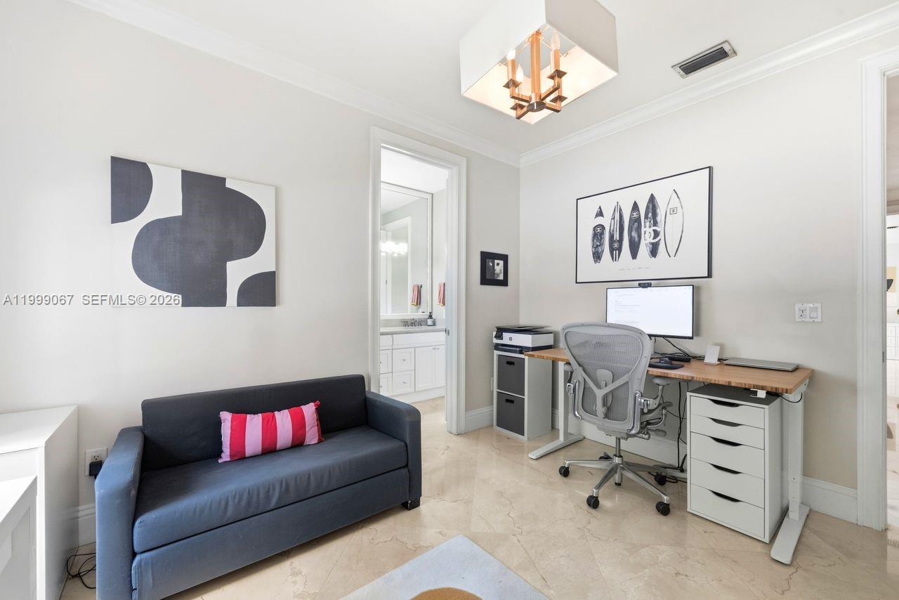 OAK RIDGE FALLS - Residential