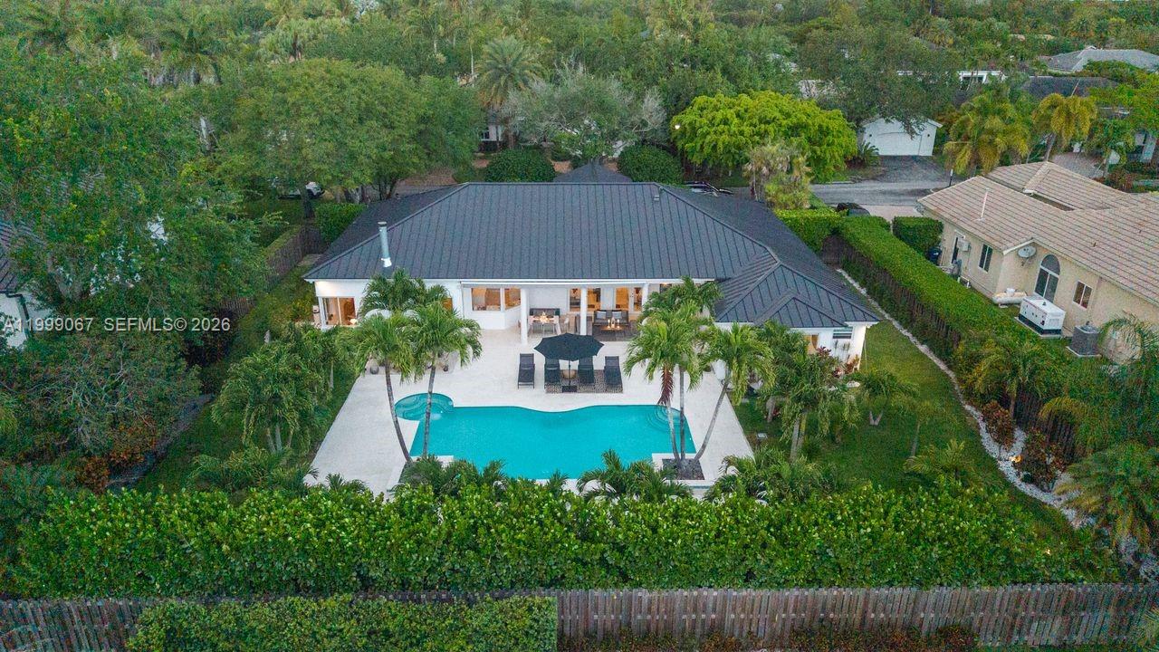 OAK RIDGE FALLS - Residential