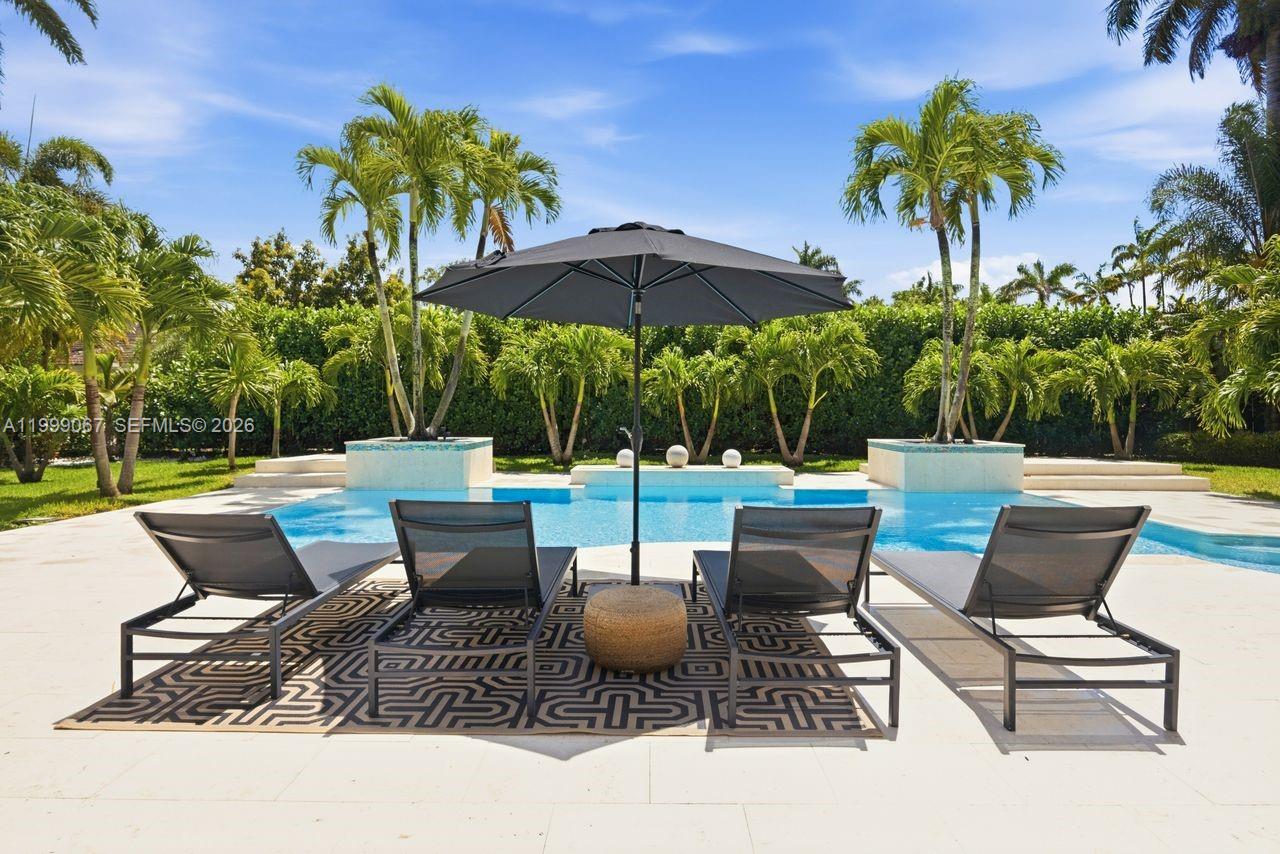 OAK RIDGE FALLS - Residential