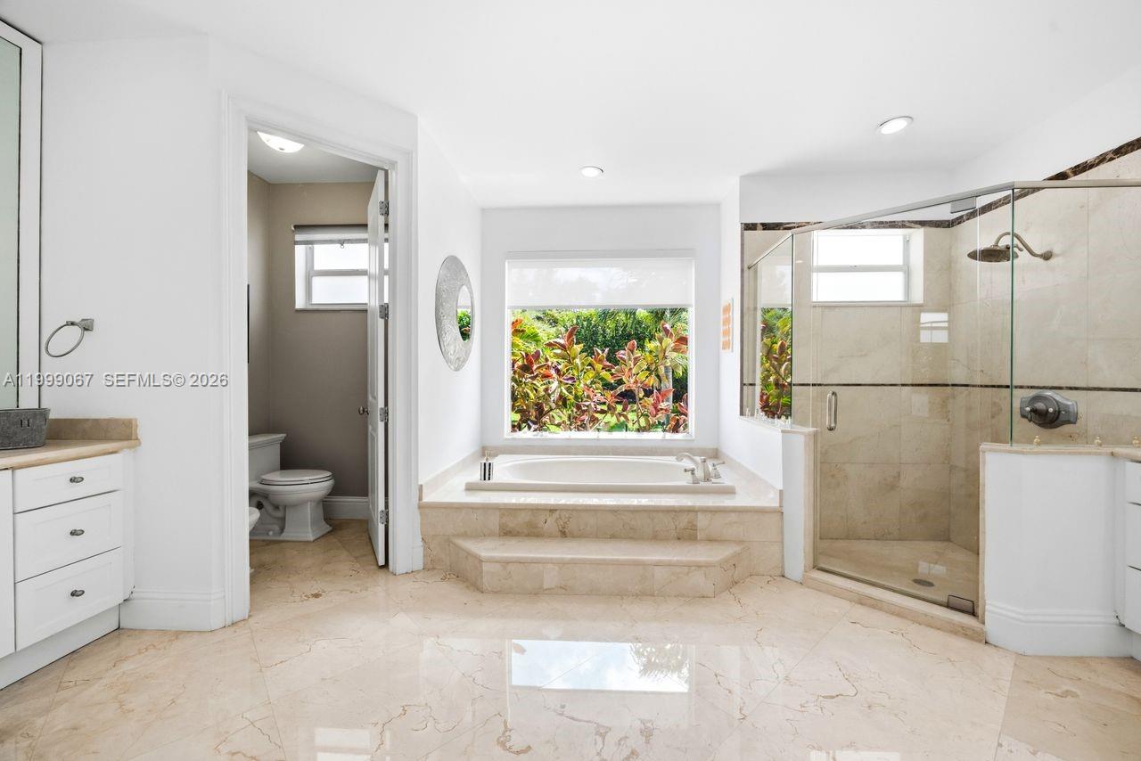 OAK RIDGE FALLS - Residential