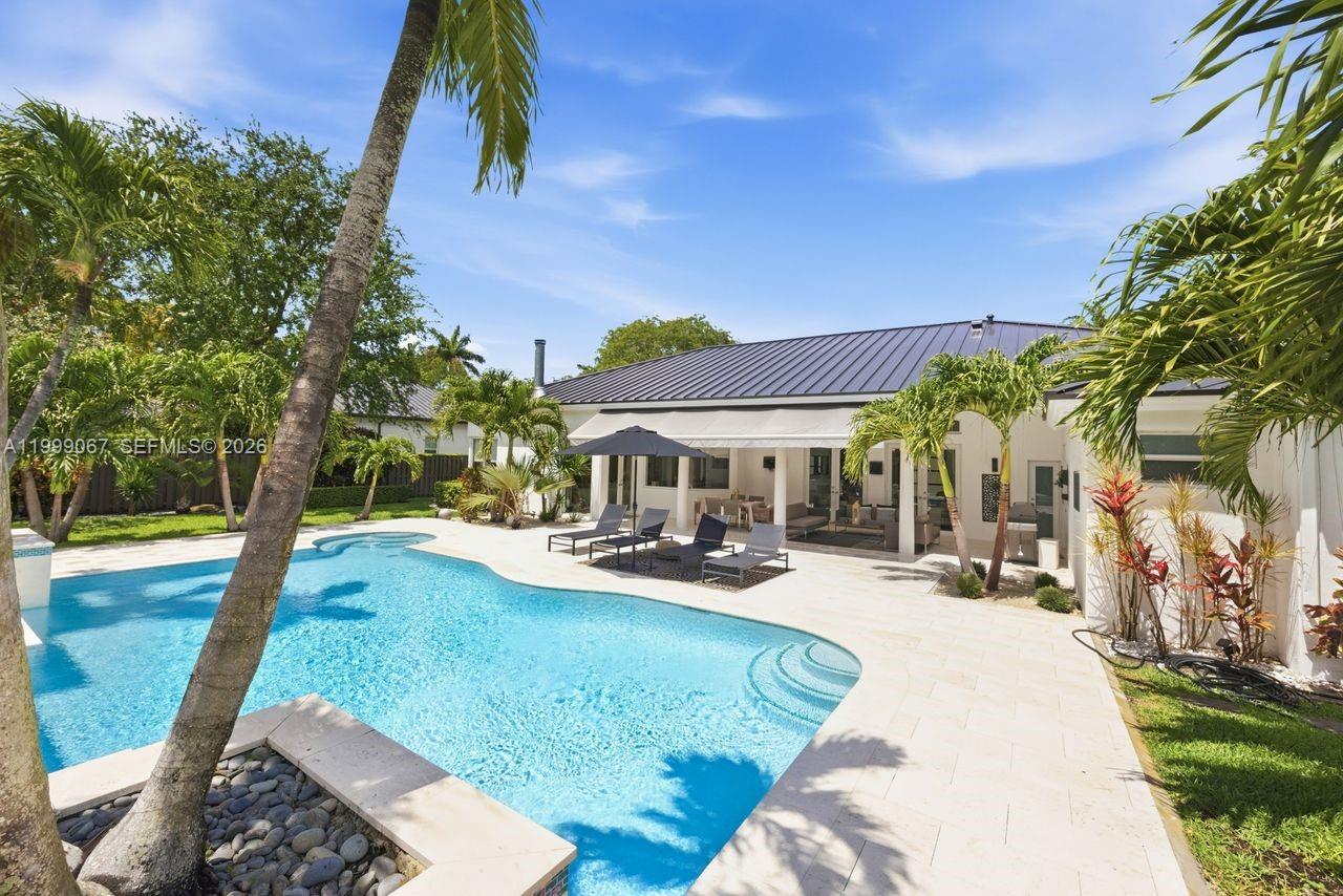 OAK RIDGE FALLS - Residential