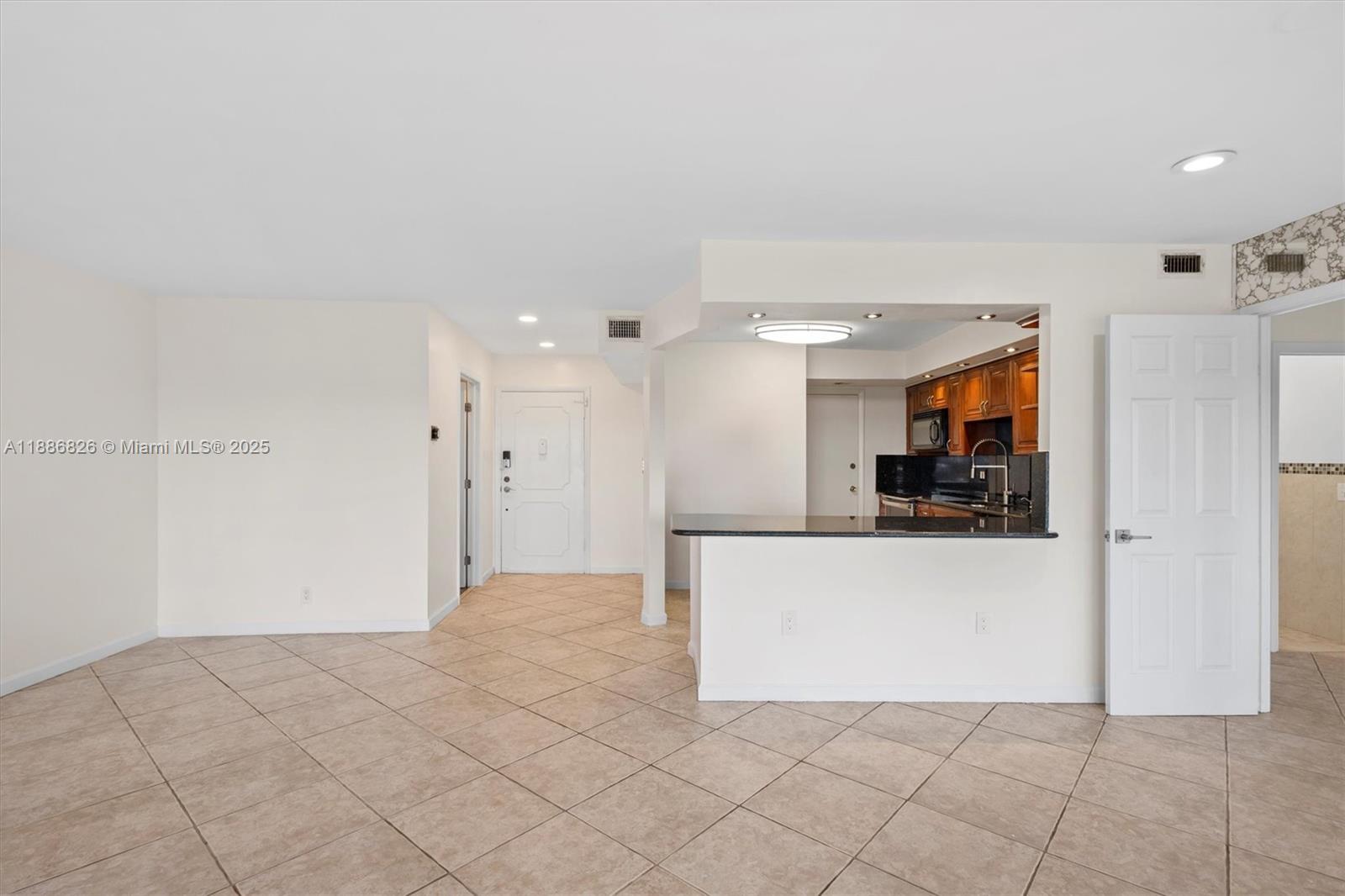 FAIRWAYS RIVIERA - Residential