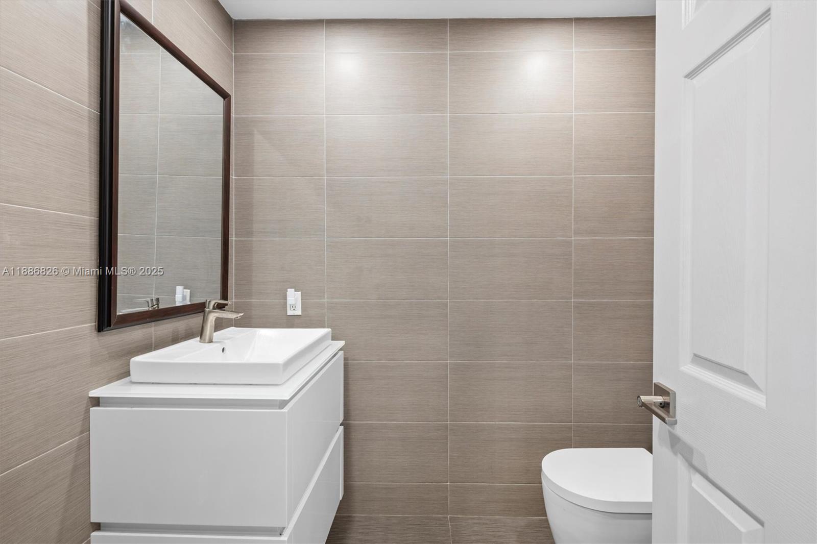 FAIRWAYS RIVIERA - Residential