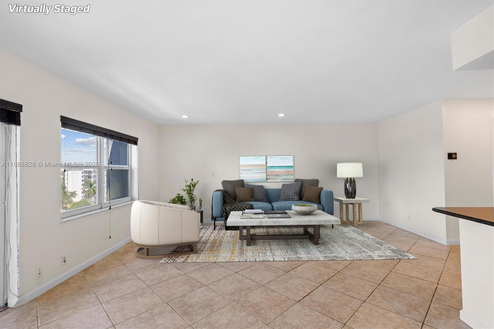 FAIRWAYS RIVIERA - Residential