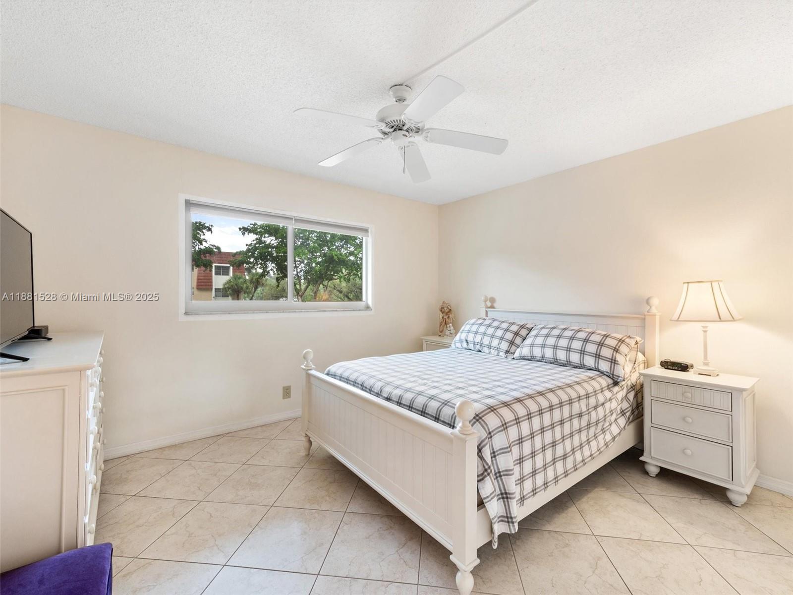 MEADOWBROOK CONDO APTS BL - Residential