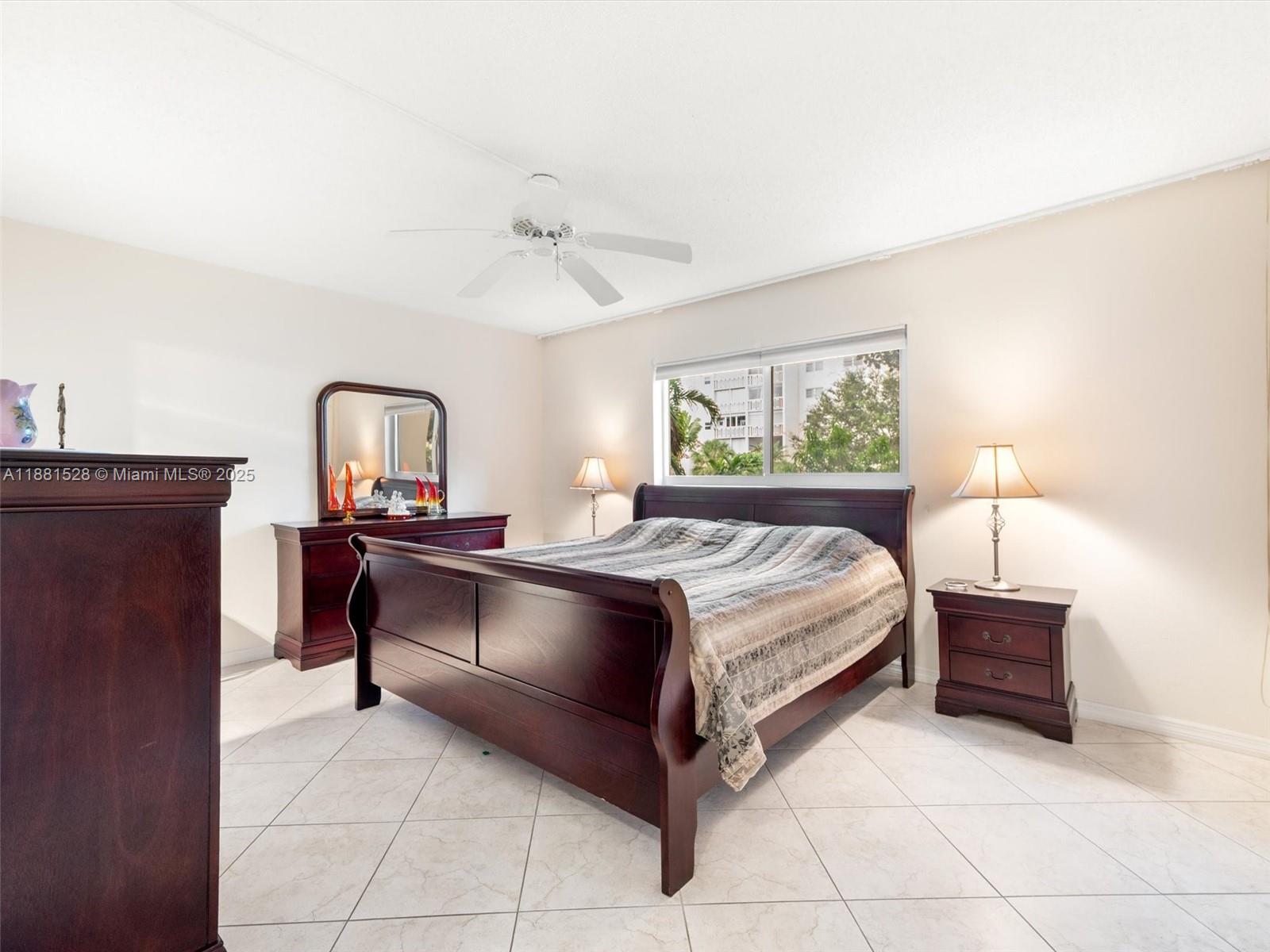 MEADOWBROOK CONDO APTS BL - Residential