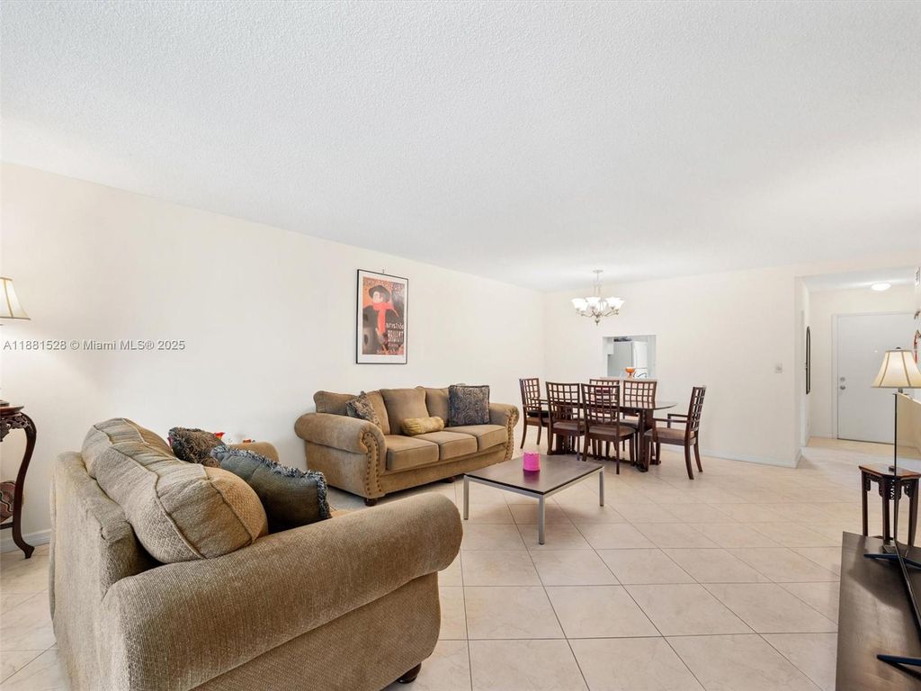 Photo of 1001 NE 14th Ave #207, Hallandale Beach, FL 33009 (MLS # A11881528)