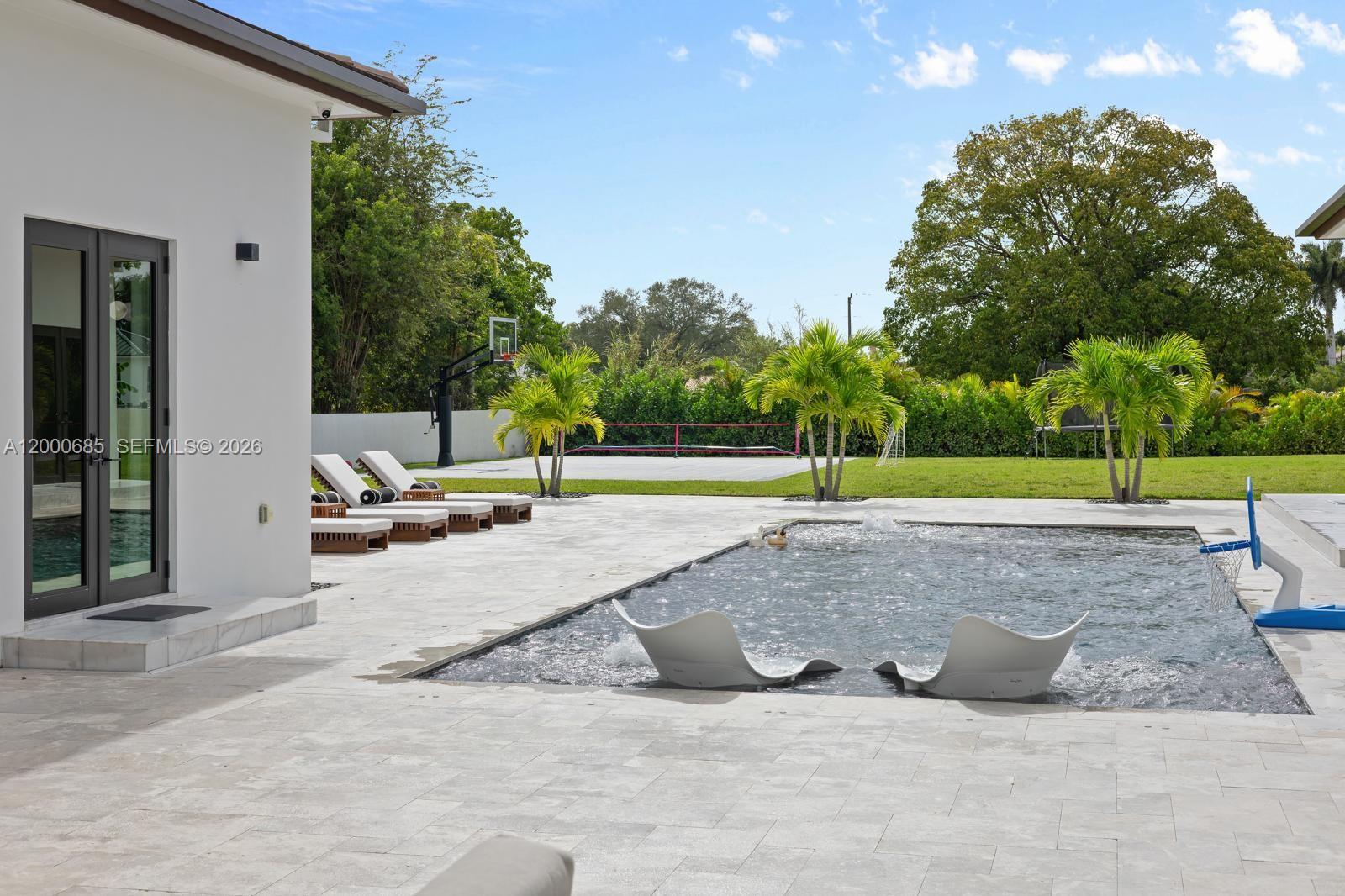 SWEETWATER ESTS SUB - Residential