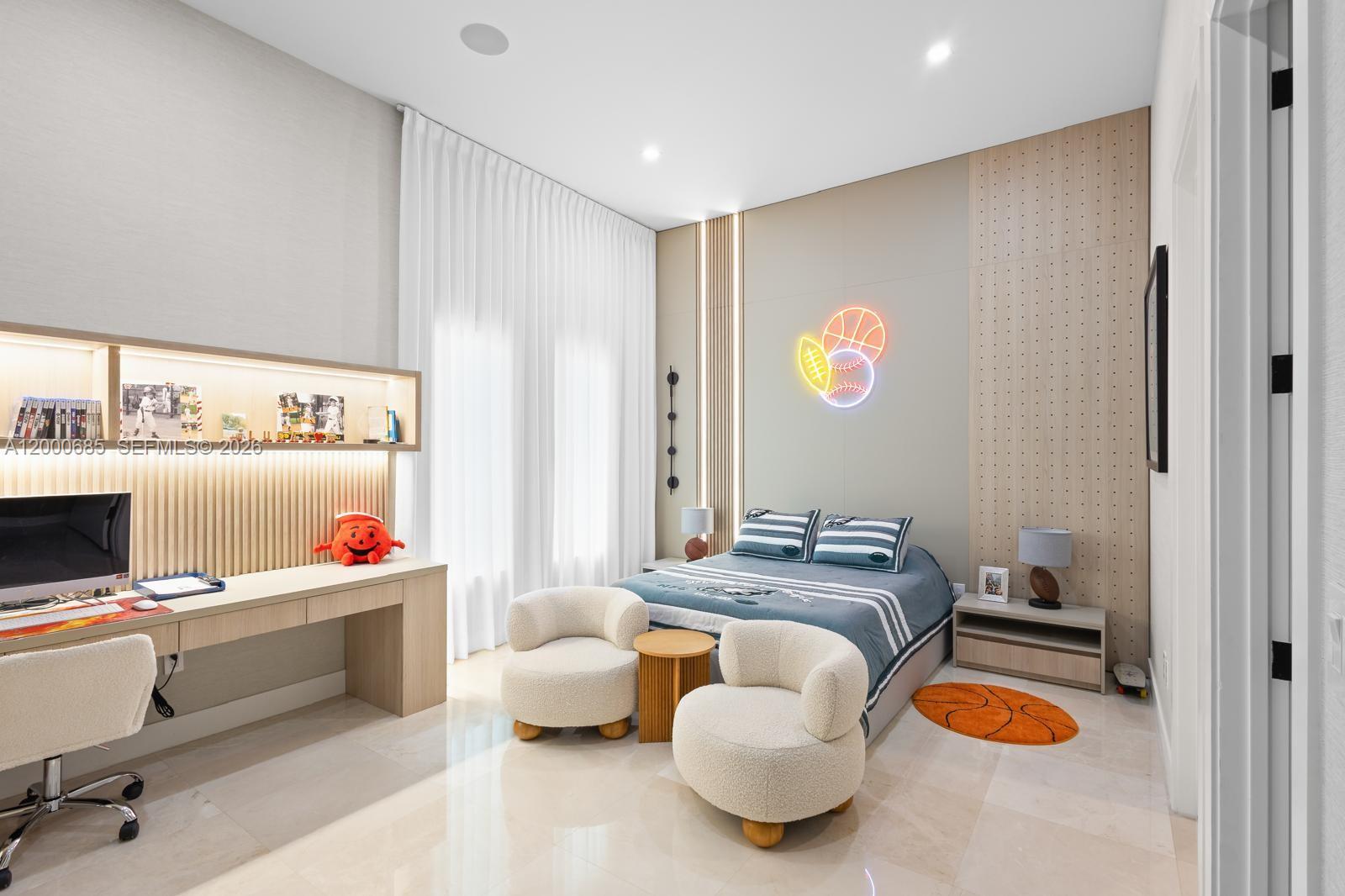 SWEETWATER ESTS SUB - Residential