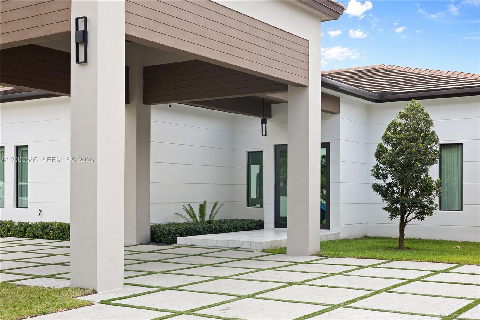 SWEETWATER ESTS SUB - Residential