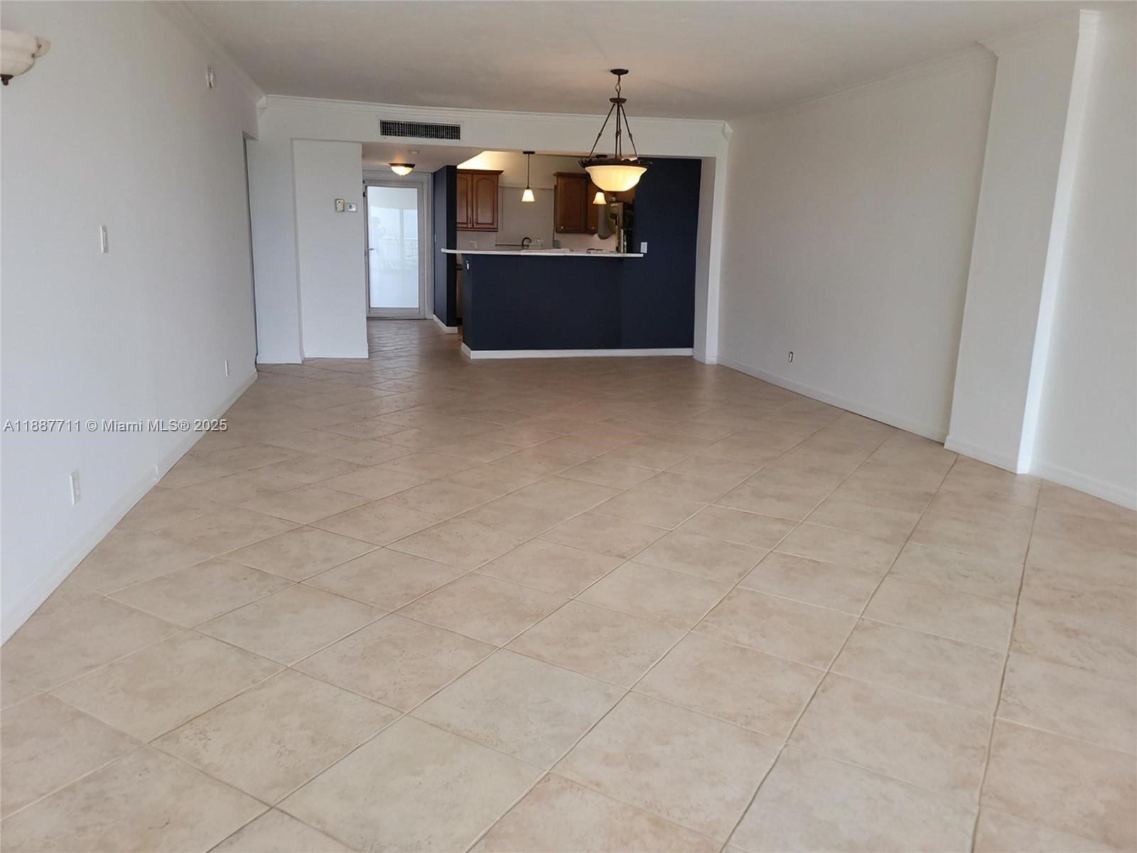 BERMUDA HOUSE CONDOMINIUM - Residential
