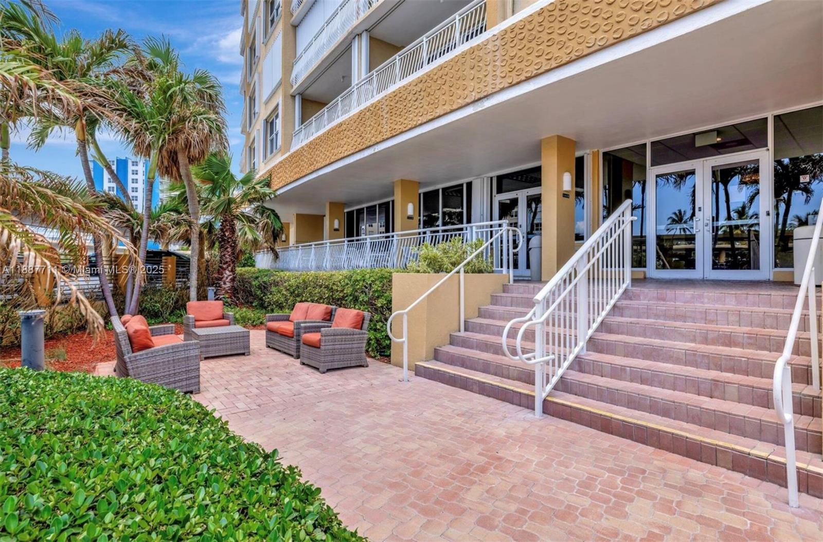 BERMUDA HOUSE CONDOMINIUM - Residential