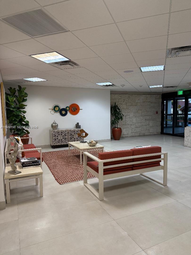 CLUB ATLANTIS CONDO - Residential