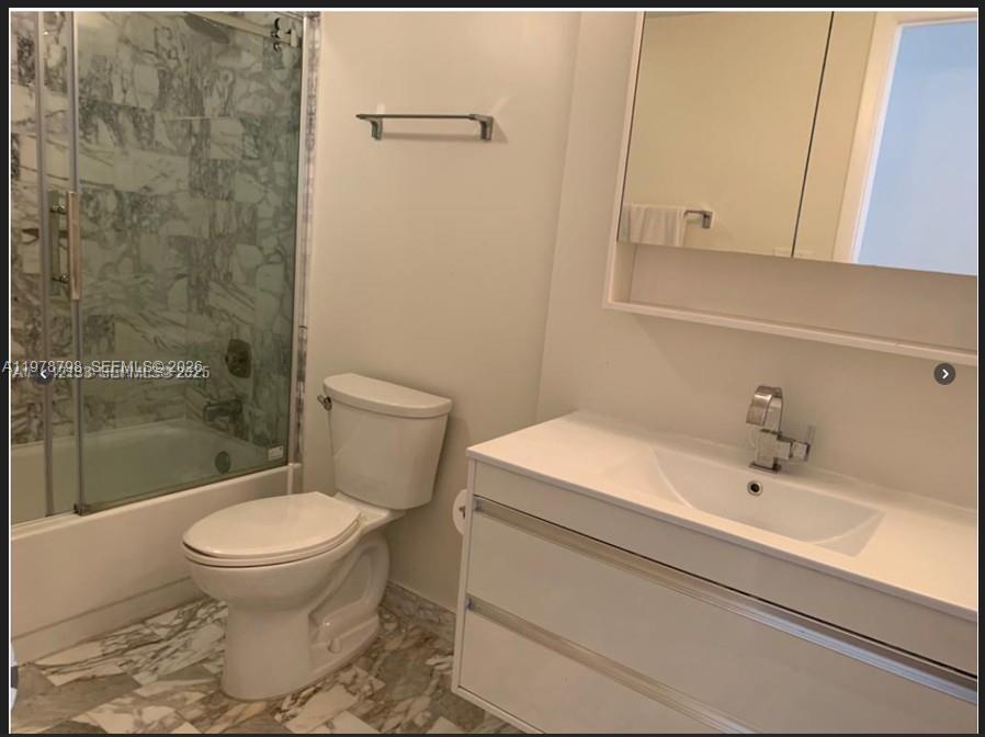 CLUB ATLANTIS CONDO - Residential