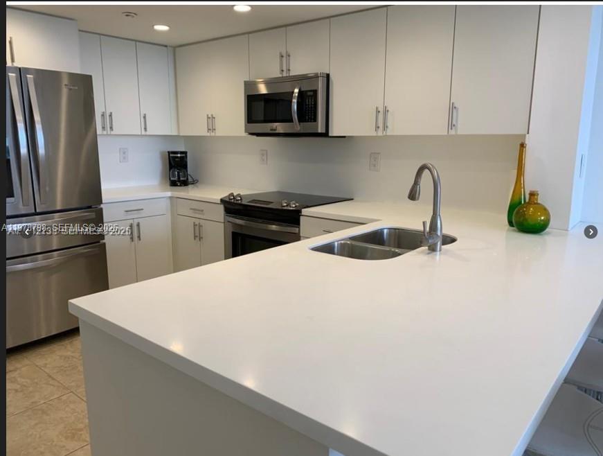 CLUB ATLANTIS CONDO - Residential