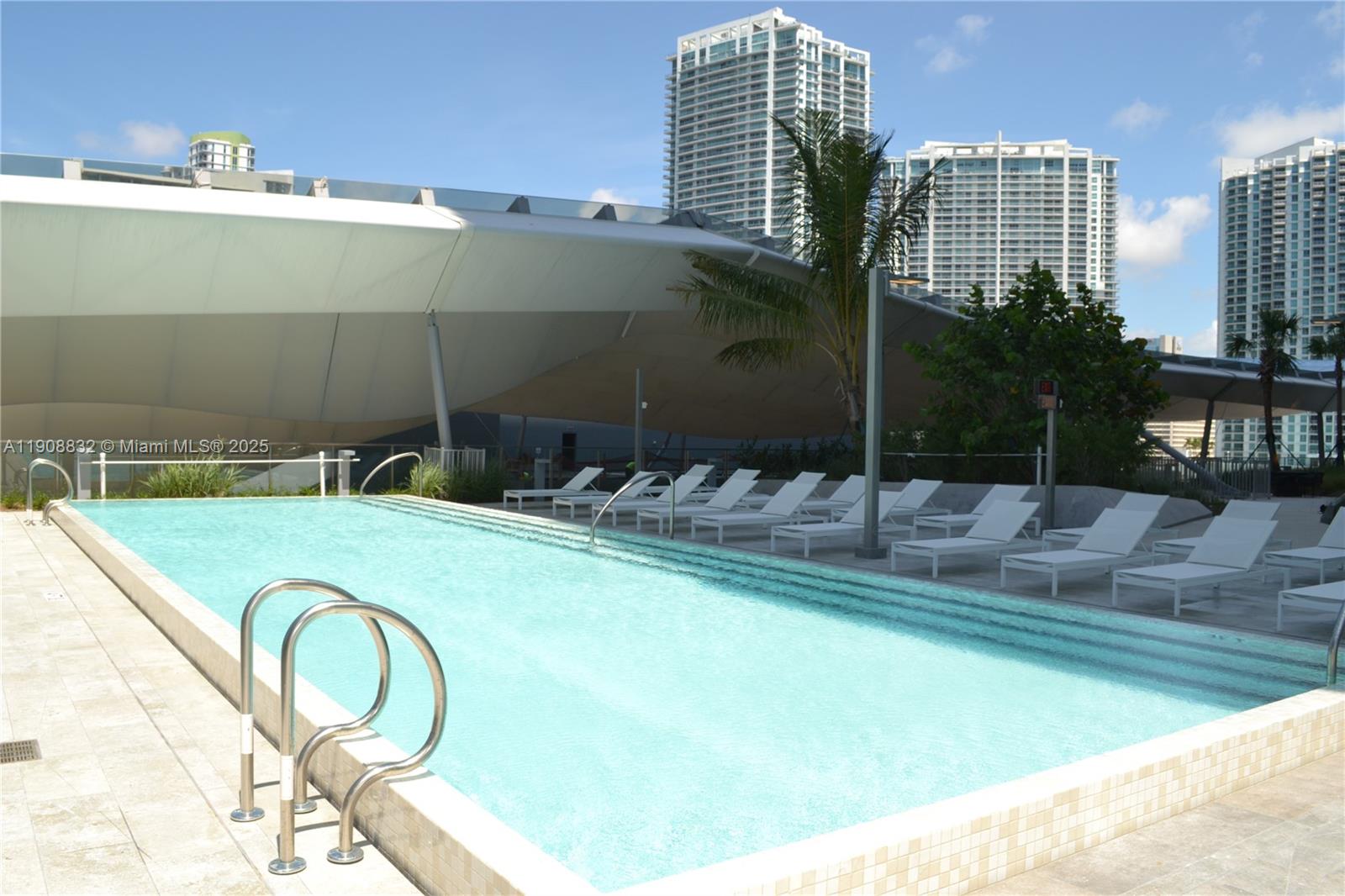 REACH CONDO - Residential Lease