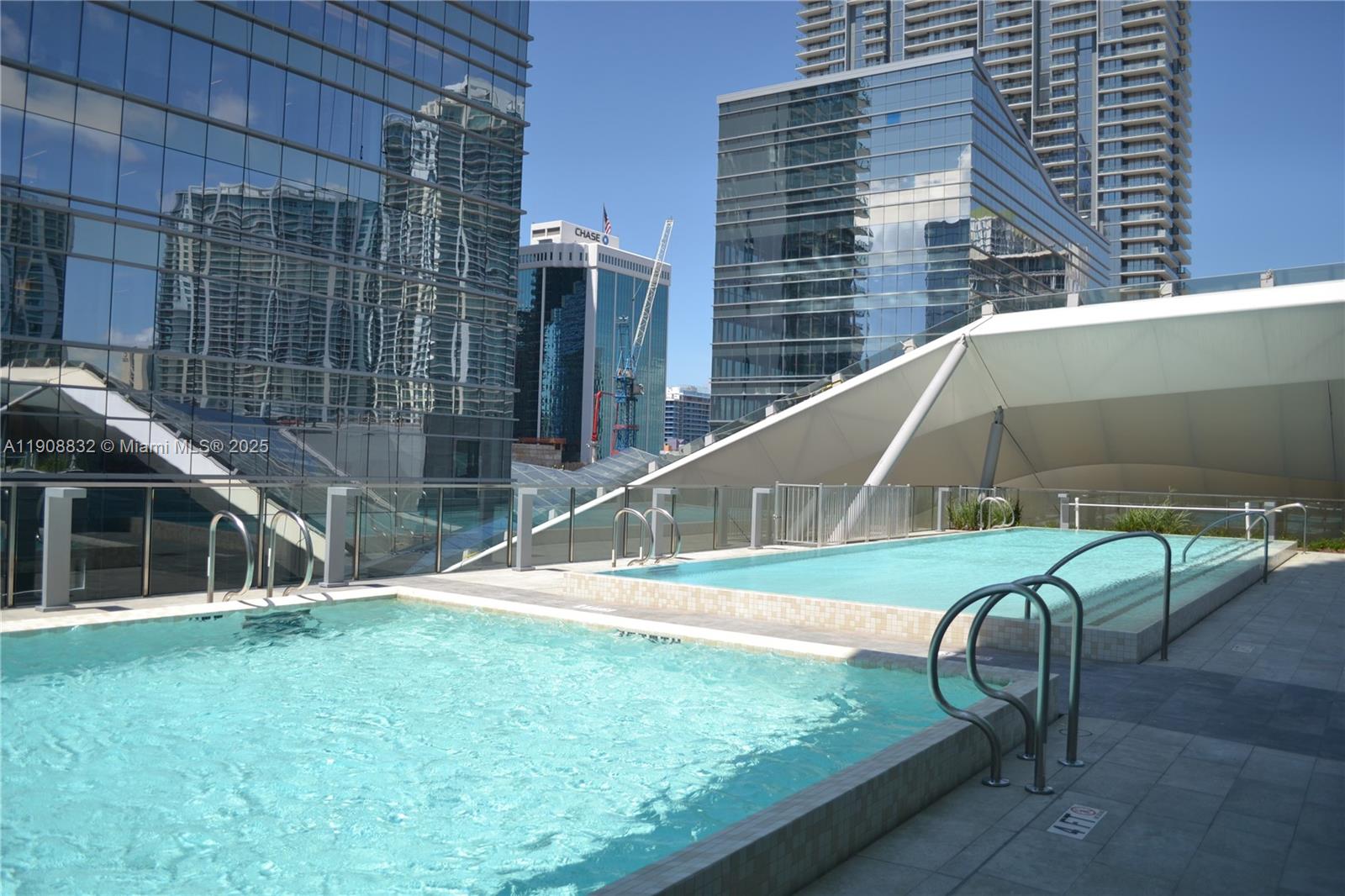 REACH CONDO - Residential Lease