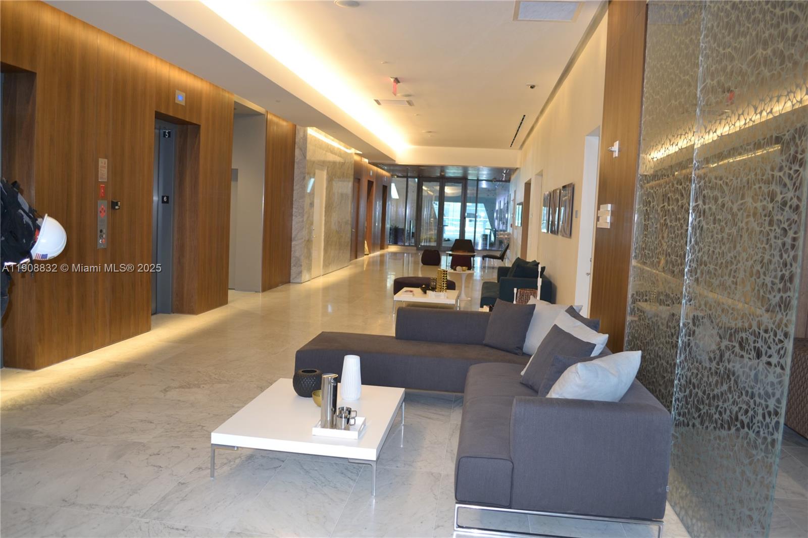 REACH CONDO - Residential Lease