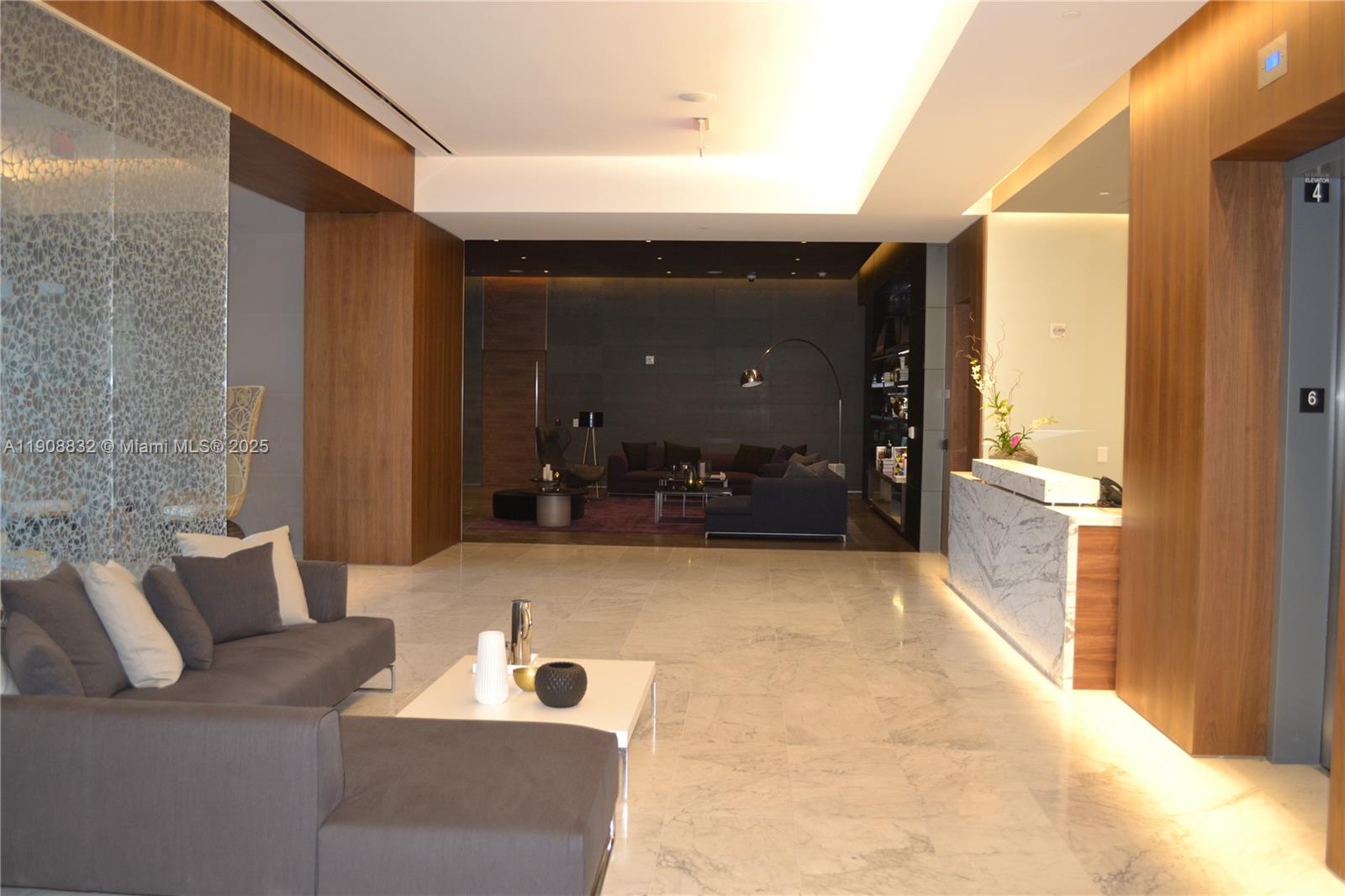 REACH CONDO - Residential Lease