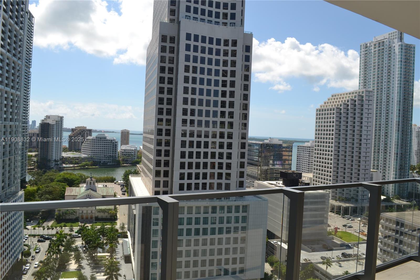 REACH CONDO - Residential Lease