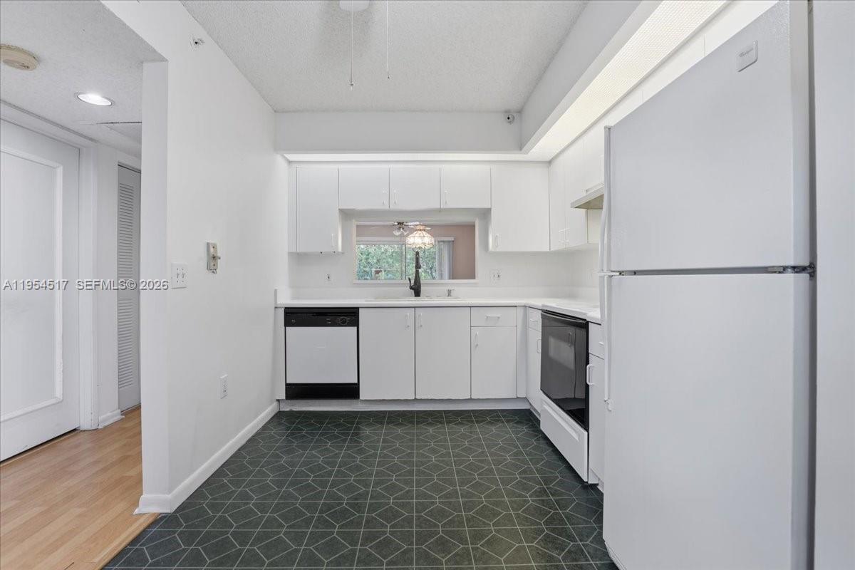 PLYMOUTH AT CENTURY VILLA - Residential