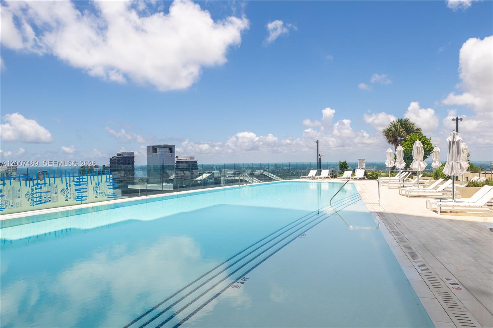 ASTON MARTIN RESIDENCES - Residential