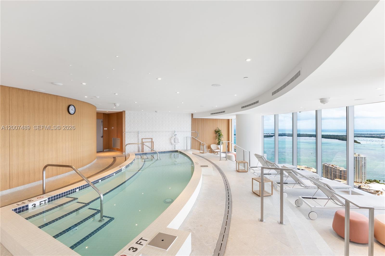 ASTON MARTIN RESIDENCES - Residential