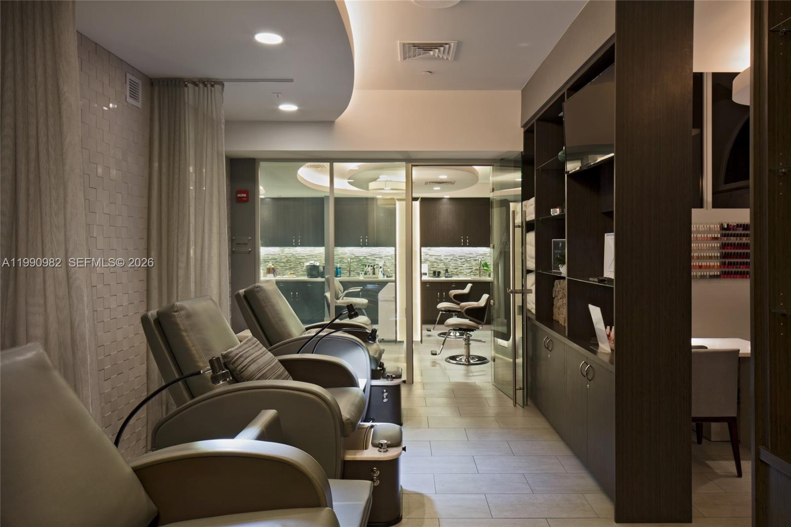 ATLANTIC III AT THE POINT - Residential
