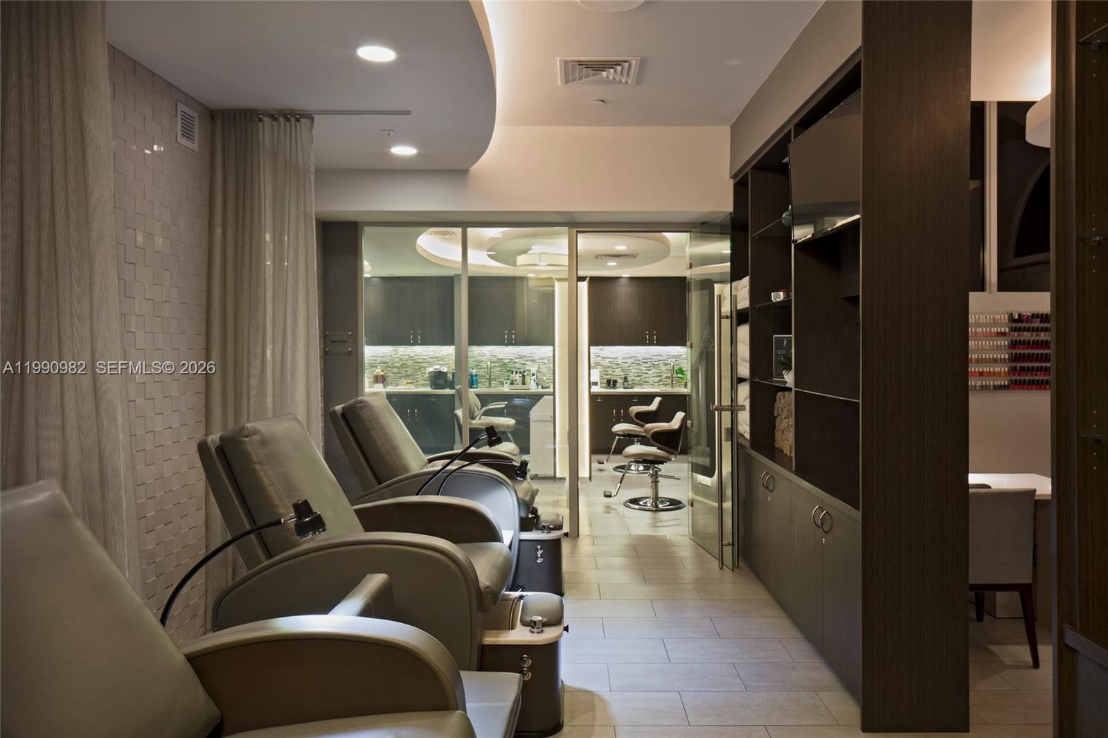 ATLANTIC III AT THE POINT - Residential