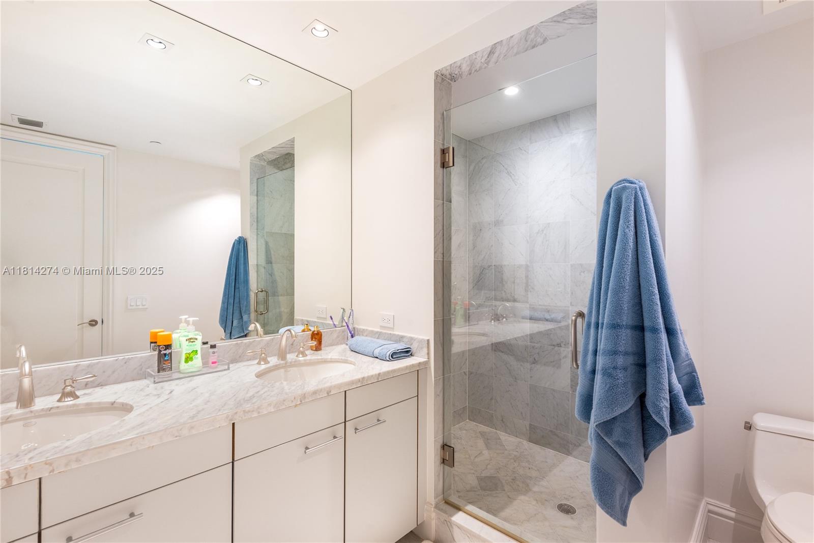 10295 COLLINS AVE RESDNTA - Residential Lease