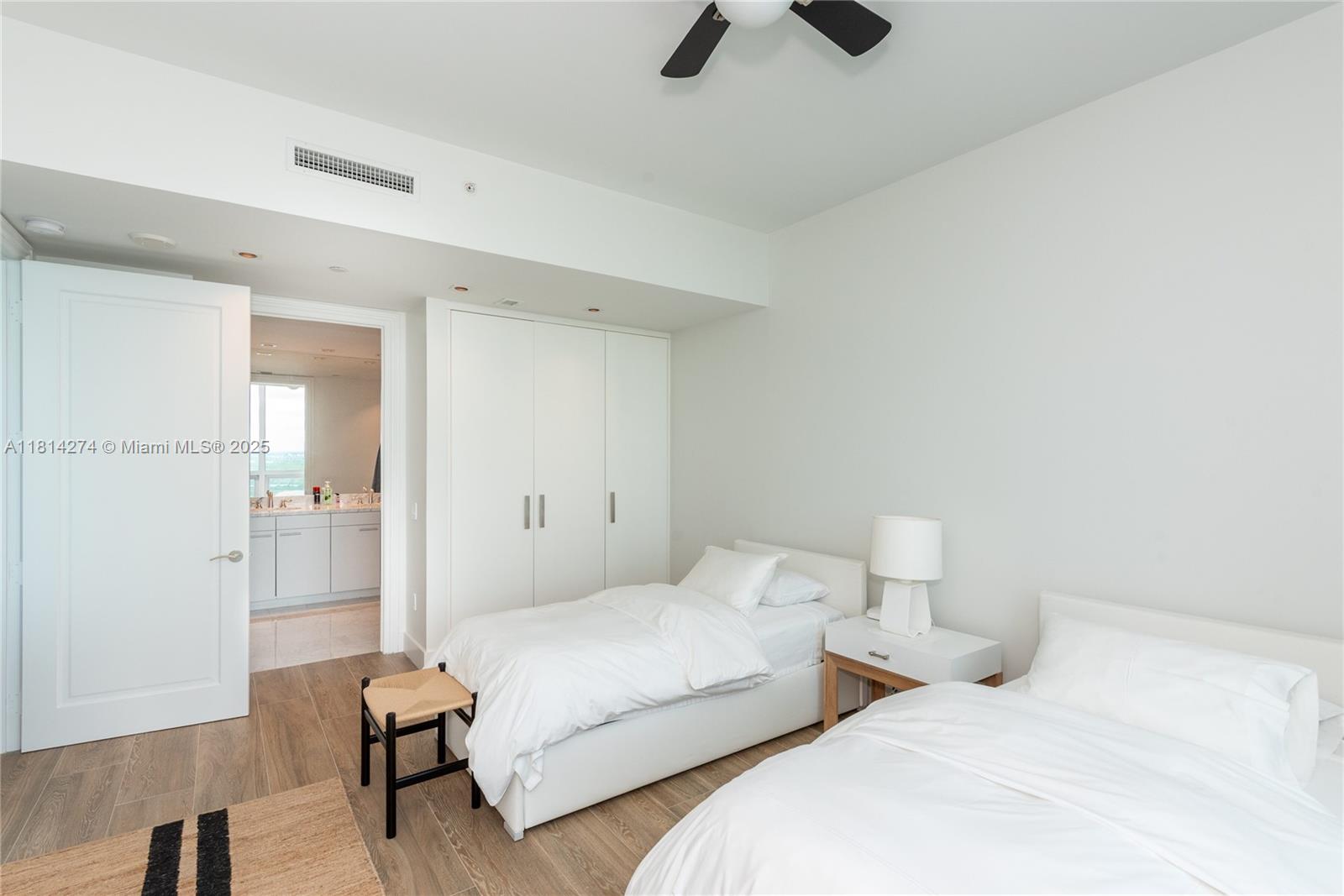 10295 COLLINS AVE RESDNTA - Residential Lease