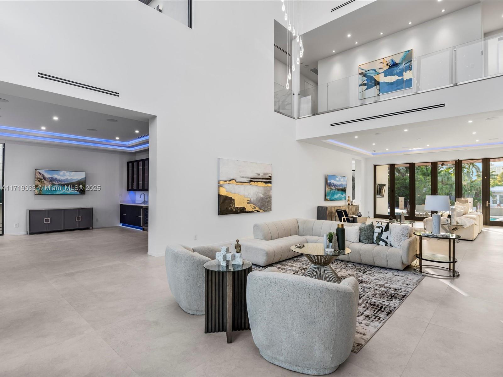 VENICE RESUB OF BLKS 5 & - Residential