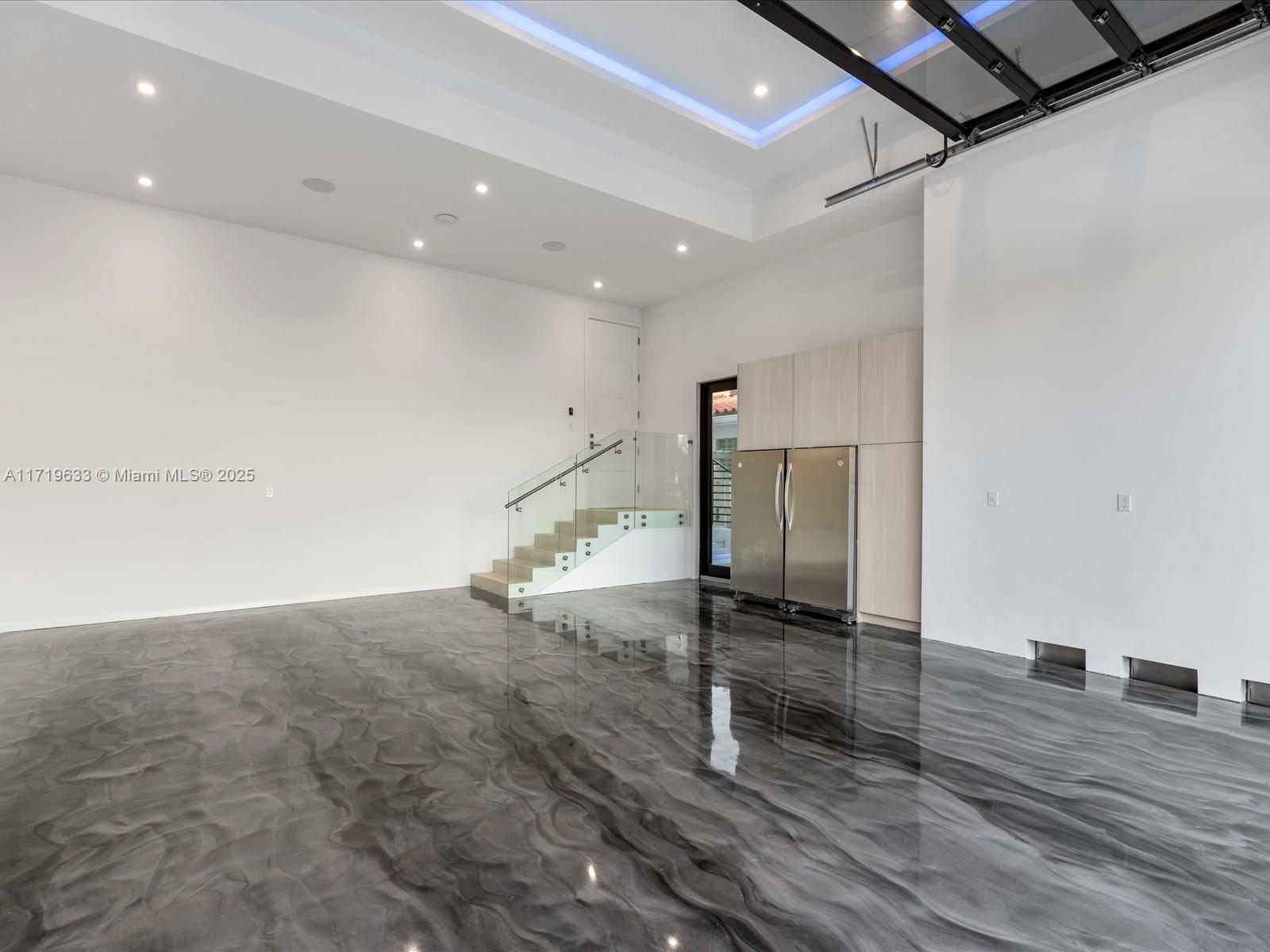 VENICE RESUB OF BLKS 5 & - Residential