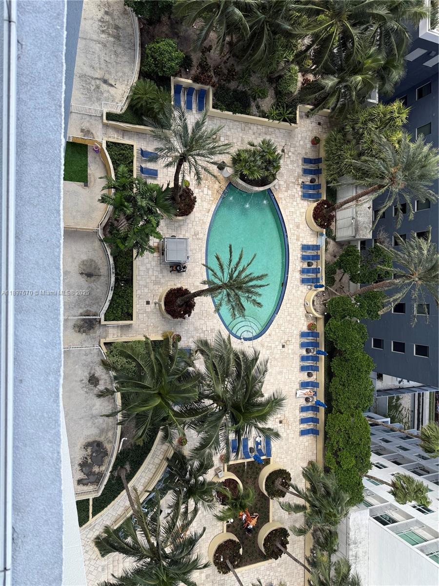 VIZCAYNE SOUTH CONDO - Residential Lease