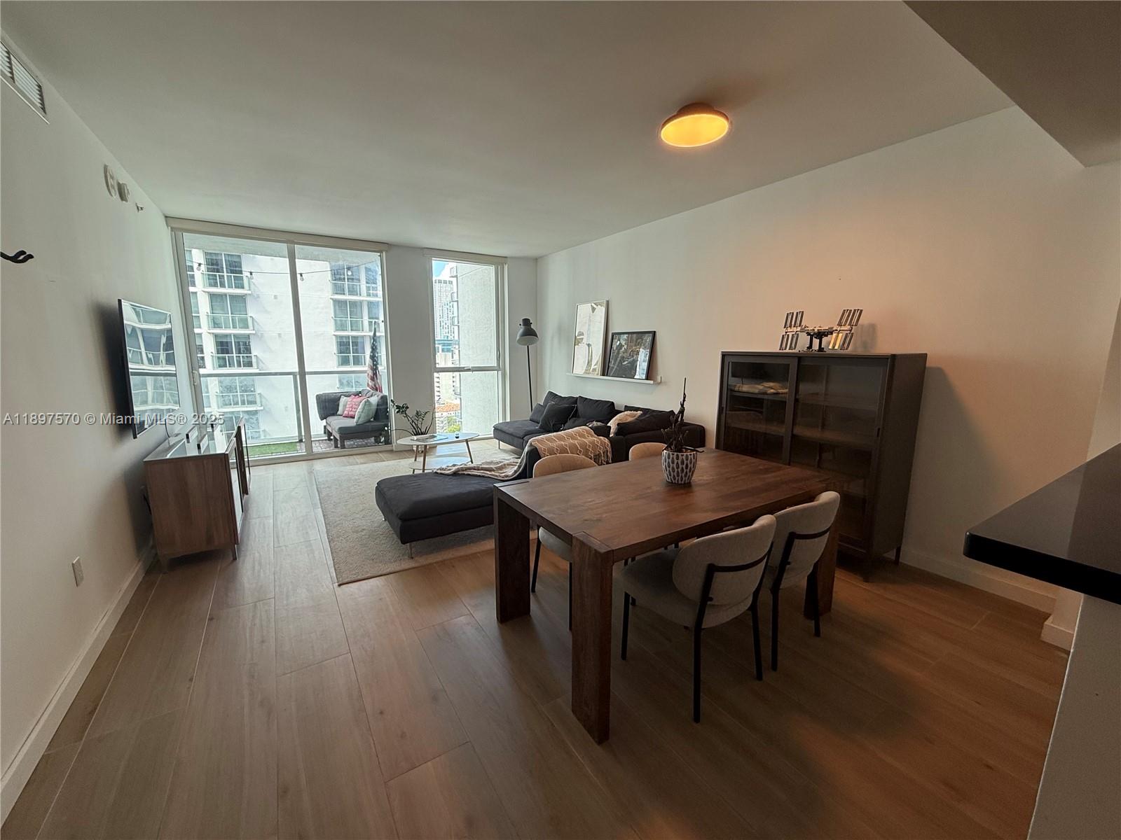 VIZCAYNE SOUTH CONDO - Residential Lease