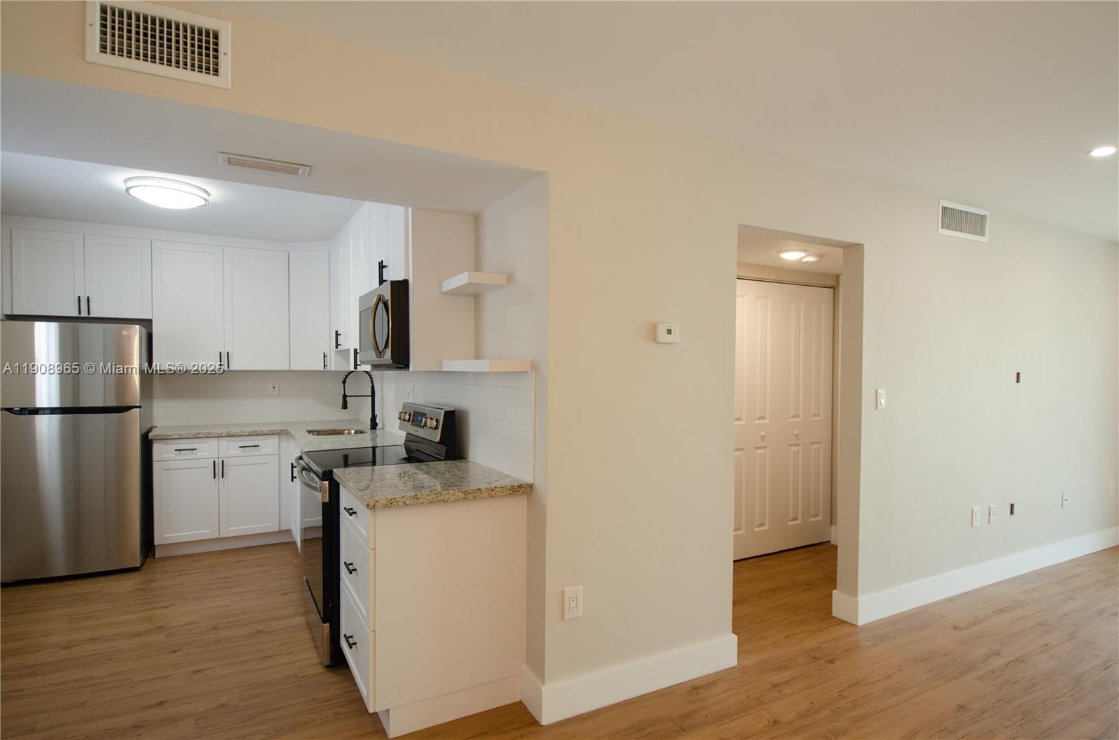 8281 SW 128th St 204-1