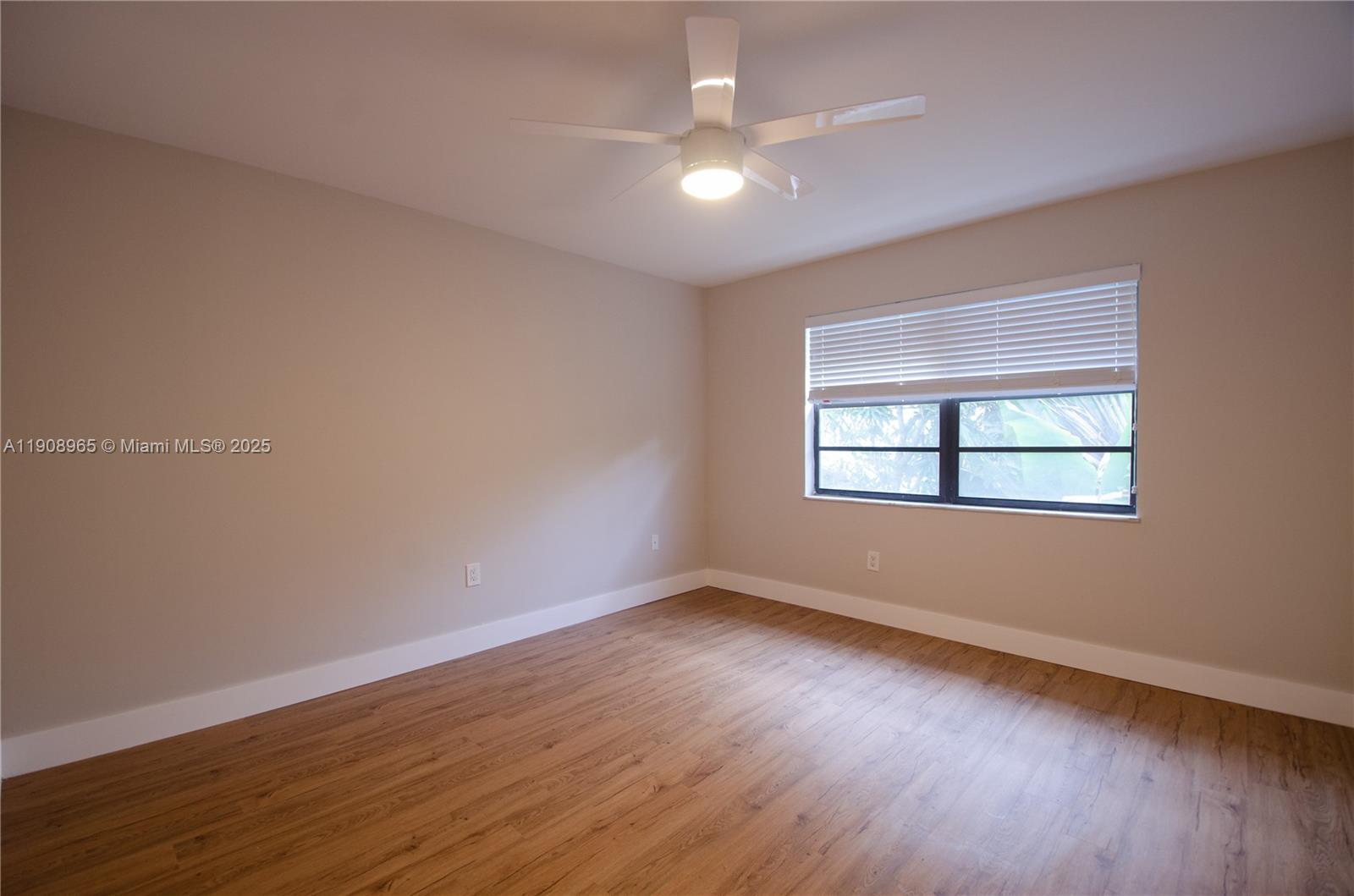 SUNRISE POINT CONDO BLDG - Residential