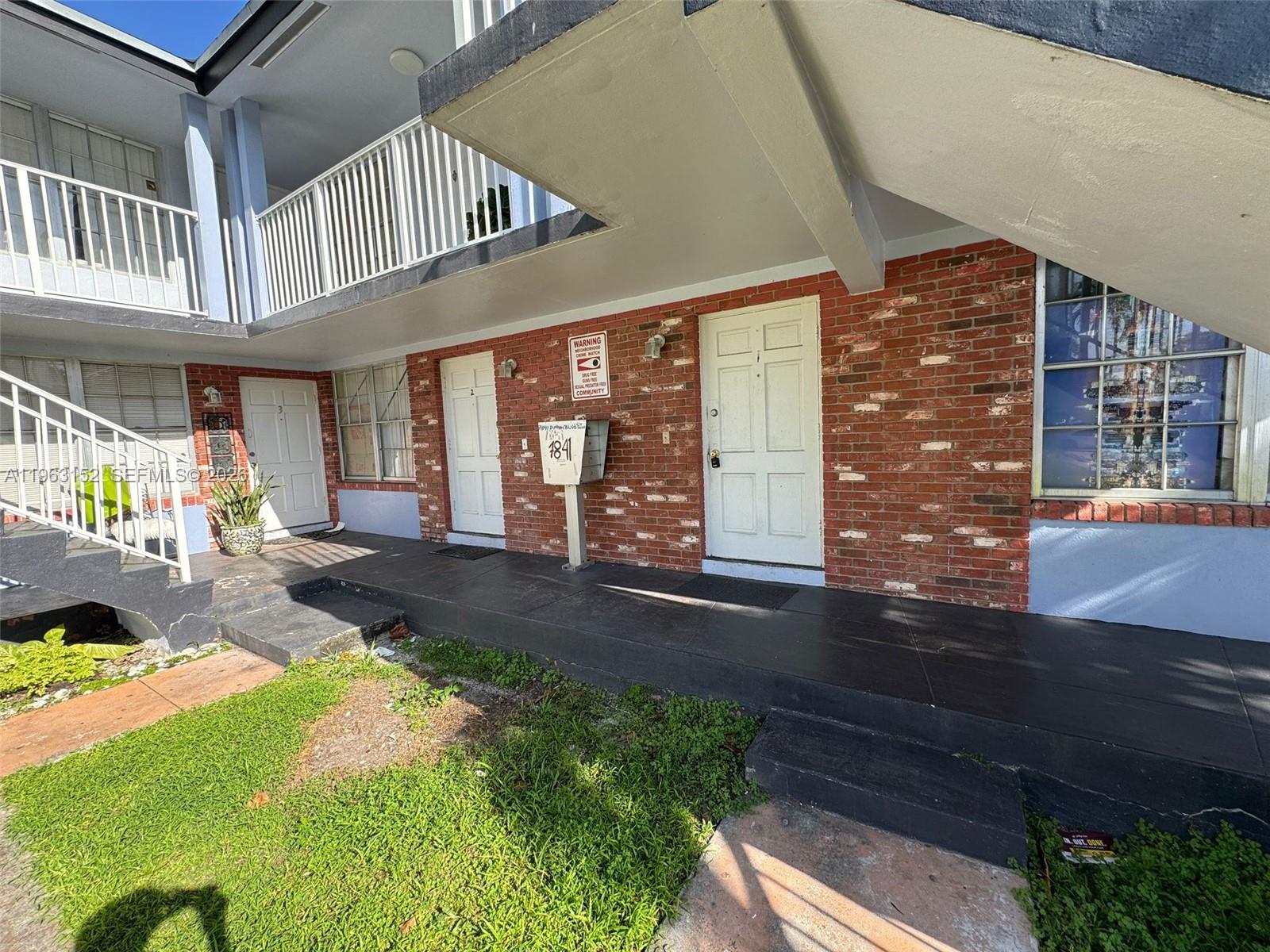 BAYSHORE TREASURE CONDO - Residential Lease