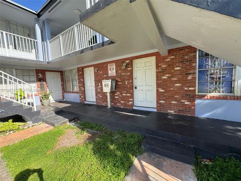 7841 Dunham Blvd 1 Miami FL 33138