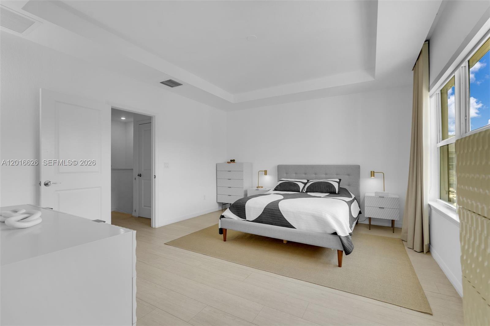 HILLCREST COUNTRY CLUB SO - Residential