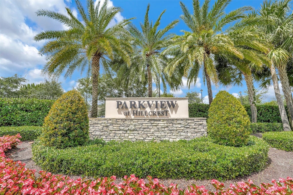 Photo of 4774 Eucalyptus Dr, Hollywood, FL 33021 (MLS # A12016626)