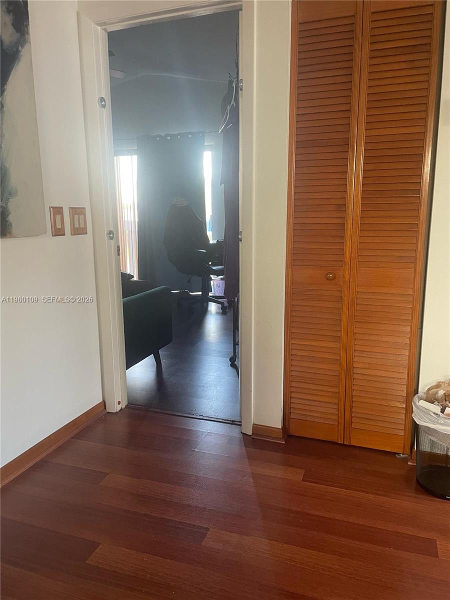 LAKES MEADOW VILG HOMES C - Residential