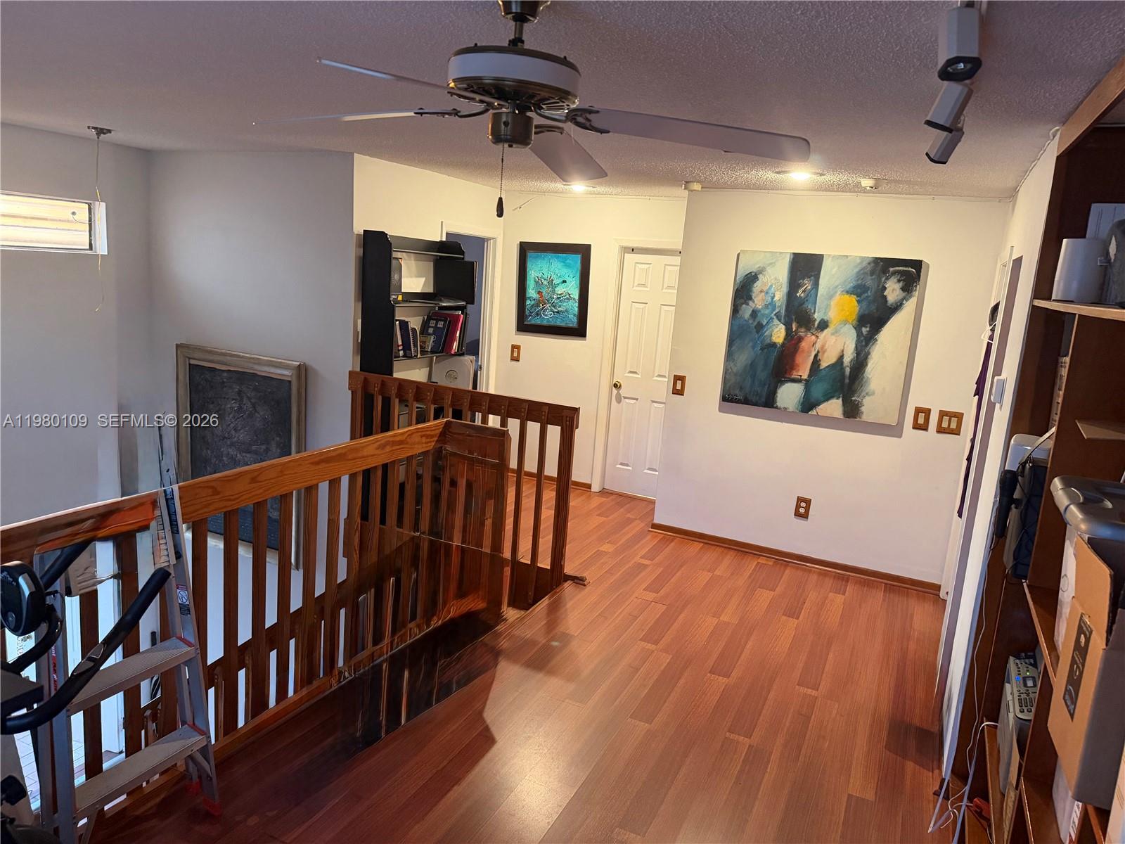 LAKES MEADOW VILG HOMES C - Residential