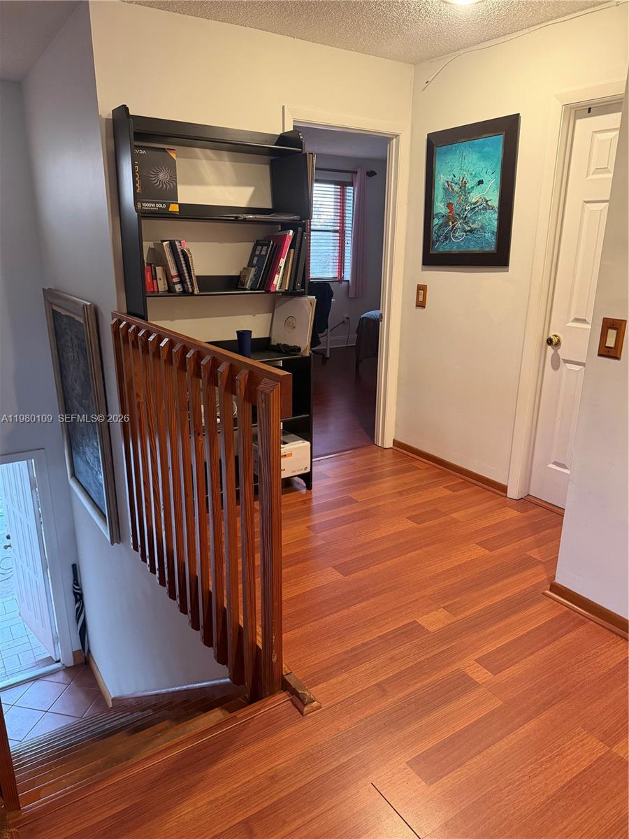 LAKES MEADOW VILG HOMES C - Residential