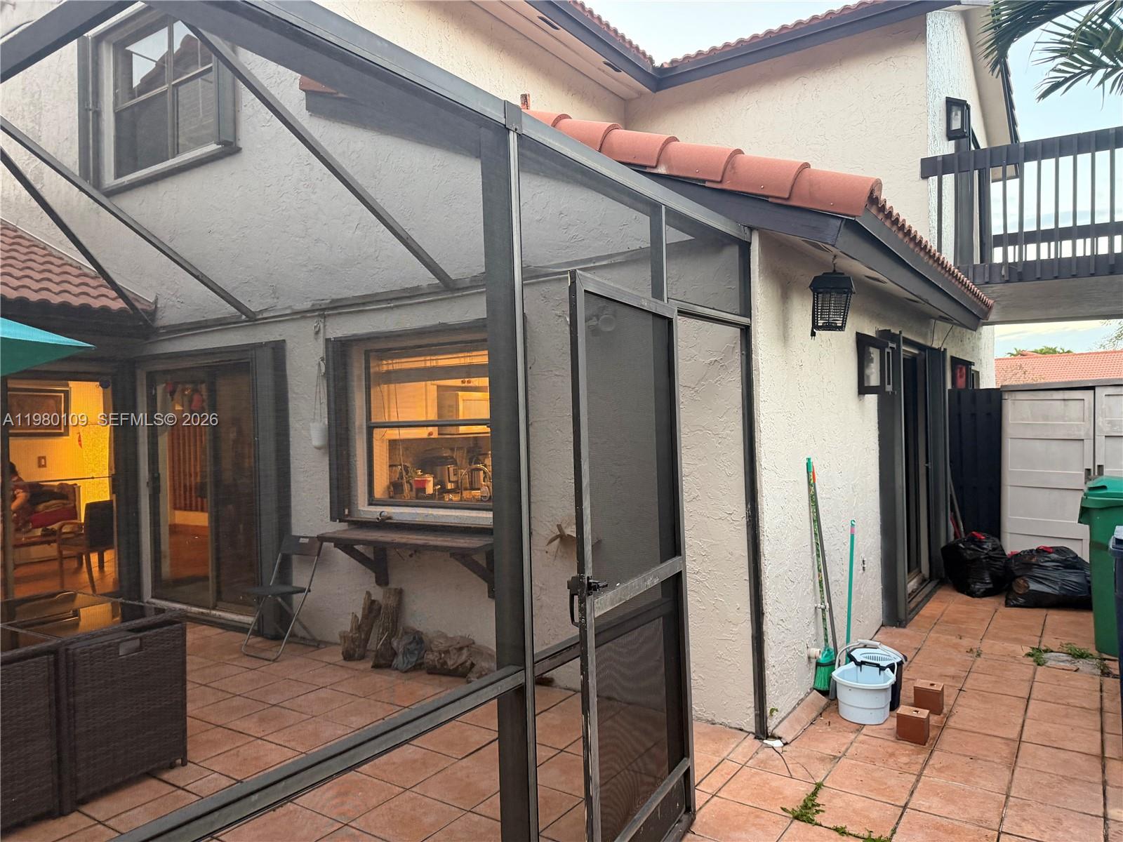 LAKES MEADOW VILG HOMES C - Residential